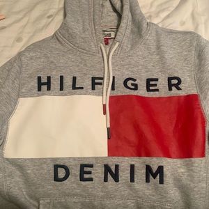Tommy Hilfiger sweatshirt